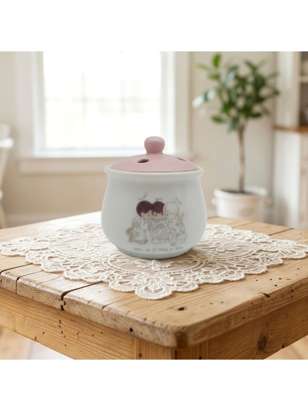 Precious Moments Enesco Unto Us A Child Is Born Covered Potpourri Jar Vintage
